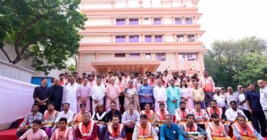 दिल्ली भाजपा ने नवनिर्मित कार्यालय भवन के श्रमिकों का किया सम्मान, श्रम को बताया संगठन की वास्तविक आधारशिला