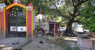 थानेश्वर महादेव में पांच दंपतियों ने खड़ा दिया पूजन हेतु कराया पंजीकरण 