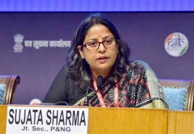 पश्चिम एशिया संकट के बीच सरकार सतर्क, देश में पेट्रोल-डीजल और रसोई गैस की आपूर्ति सामान्य