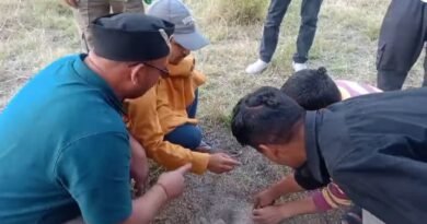 देवभूमि उत्तराखंड के पर्वतीय अंचल में परंपराओं को निभाते नजर आते हैं ग्रामीण 