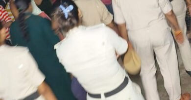 *गोपालगंज में आर्केस्ट्रा समूहों से मुक्त कराई 40 से ज्यादा नाबालिग लड़कियां, 22 गिरफ्तार*