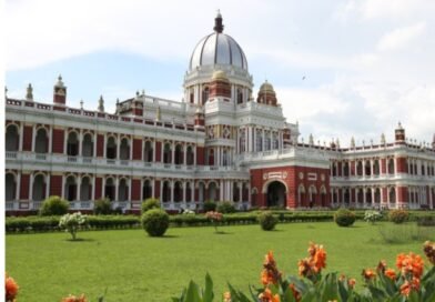 कूचबिहार की शाही विरासत: राजसी वैभव का प्रतीक कूचबिहार राजबाड़ी और आस्था का धाम मदनमोहन मंदिर