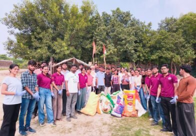 युवाओं ने संभाली यमुना की सफाई की कमान, 120 किलो पॉलीथिन और कचरा घाट से हटाया