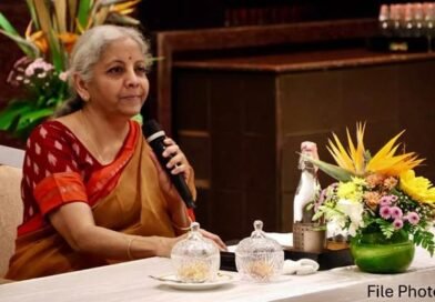 भारत-सिंगापुर आर्थिक साझेदारी को नई मजबूती देने के लिए वित्त मंत्री निर्मला सीतारमण की तीन दिवसीय यात्रा, वैश्विक निवेशकों से करेंगी अहम बातचीत